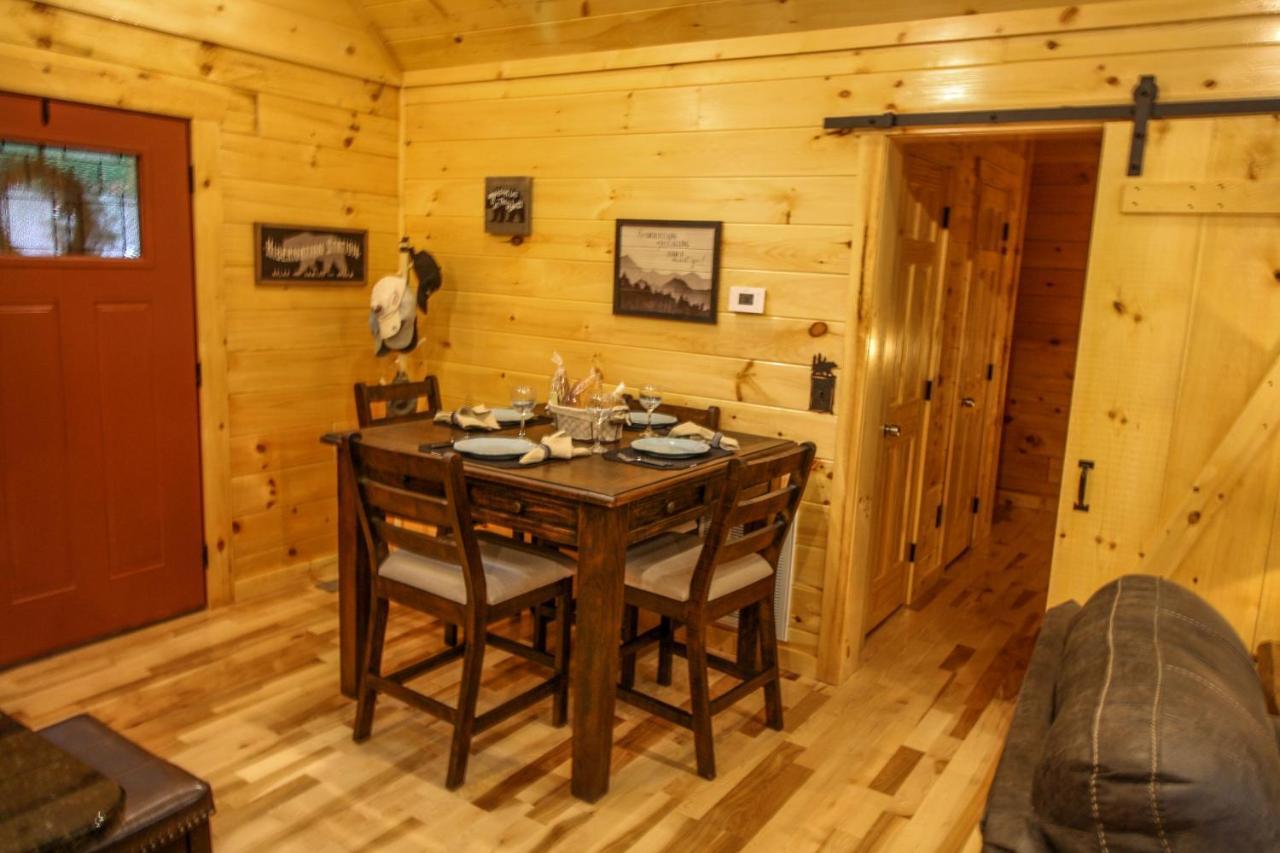 210 Cubs In The Treetops - Luxurious Cabin In Gatlinburg Eksteriør bilde