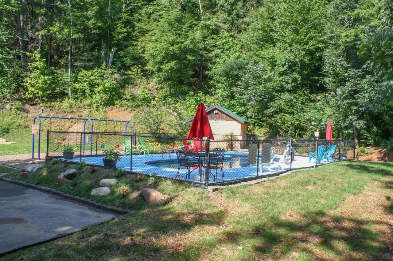 210 Cubs In The Treetops - Luxurious Cabin In Gatlinburg Eksteriør bilde